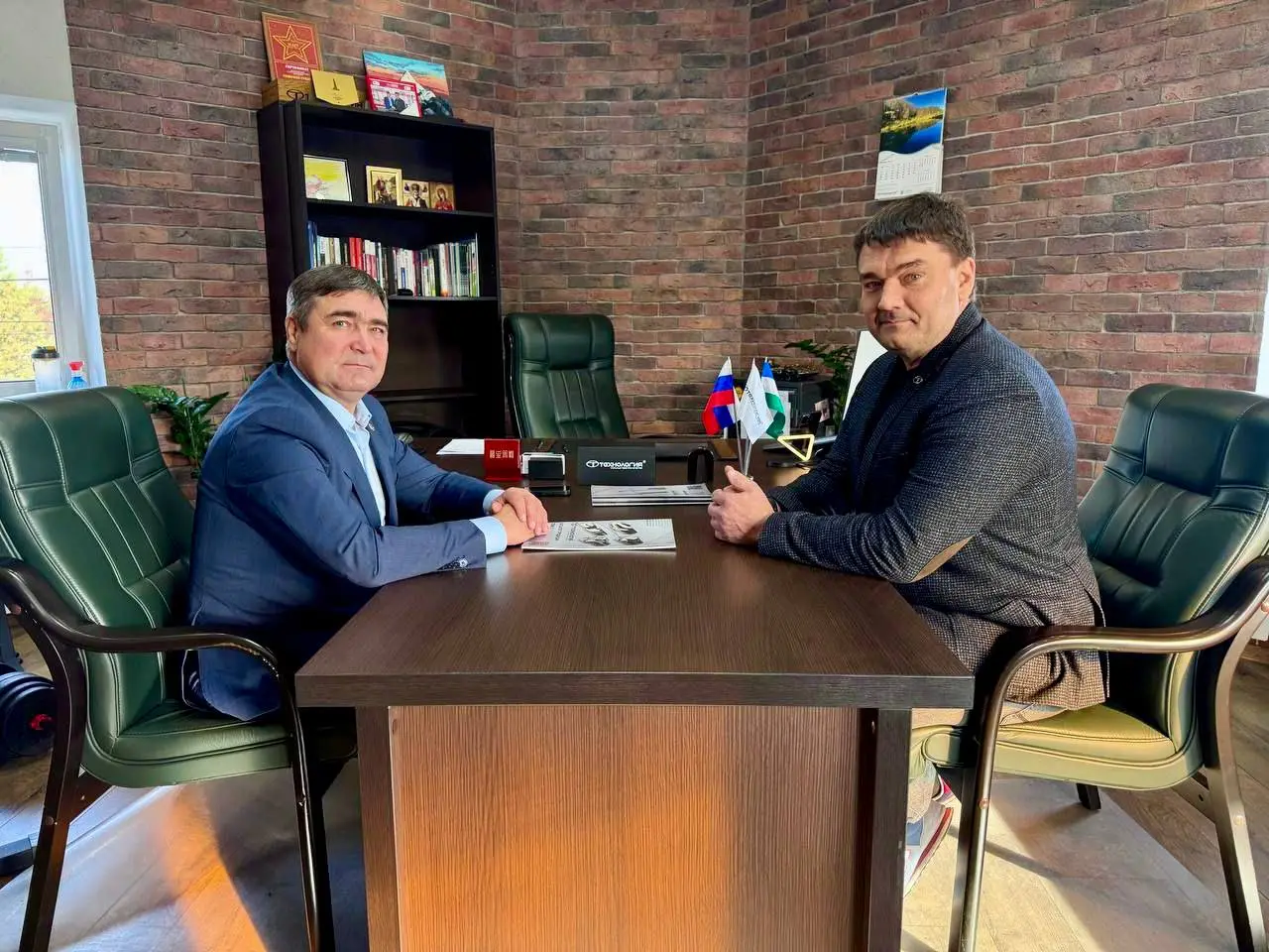 Приезд главы Кировского района на предприятие ООО НПФ «Технология»